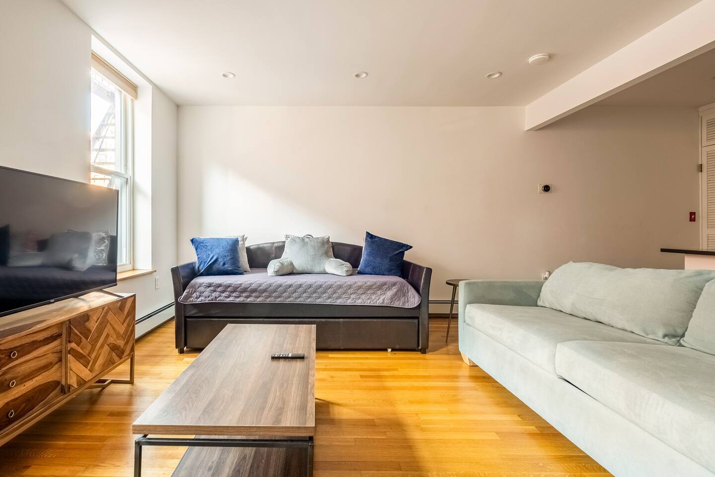 509 · East Village — 3